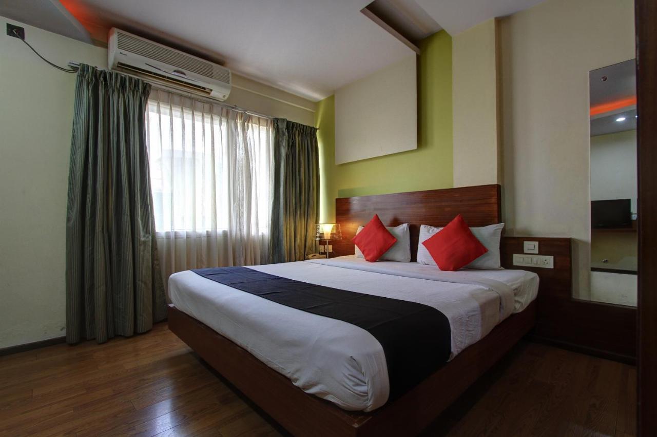 Collection O 29684 Hotel Vikram Palace & Restaurant Dayal Bagh Ngoại thất bức ảnh